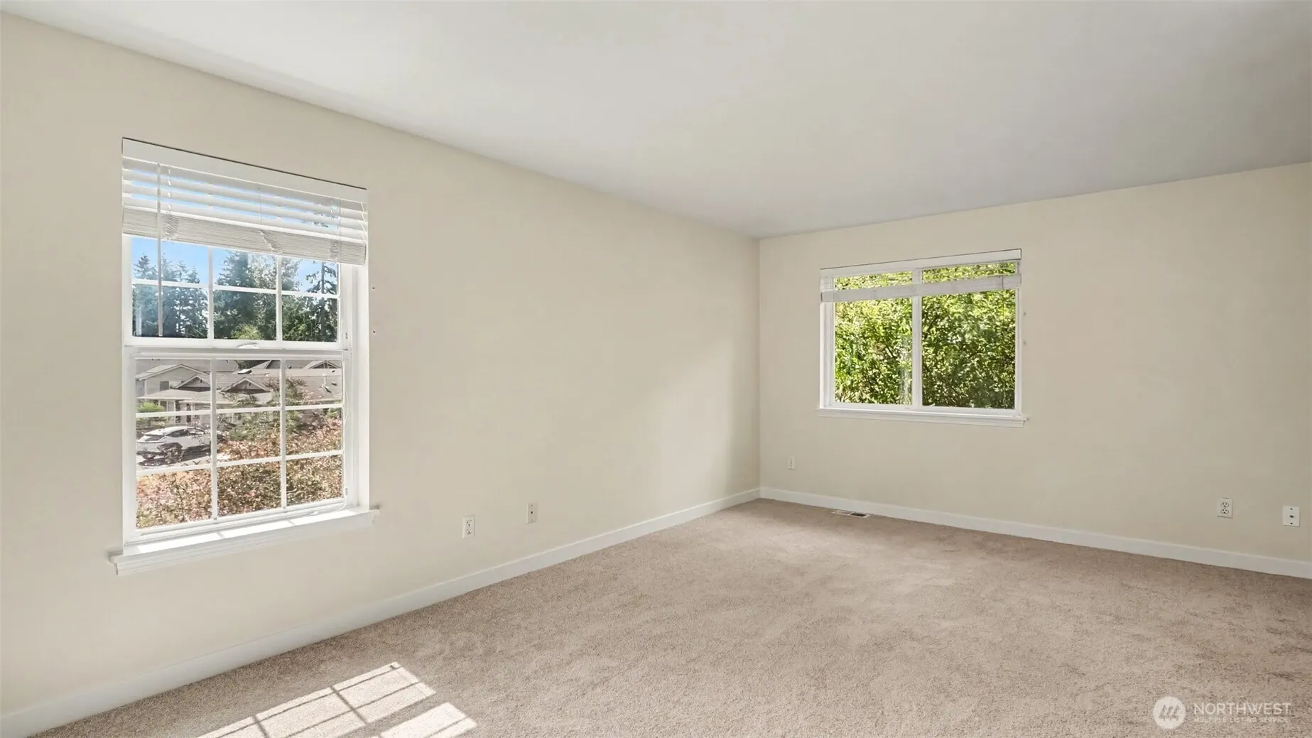 12916 NE 203rd Ct , Woodinville, WA 98072