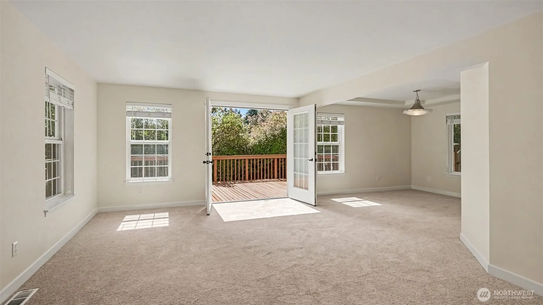 12916 NE 203rd Ct , Woodinville, WA 98072