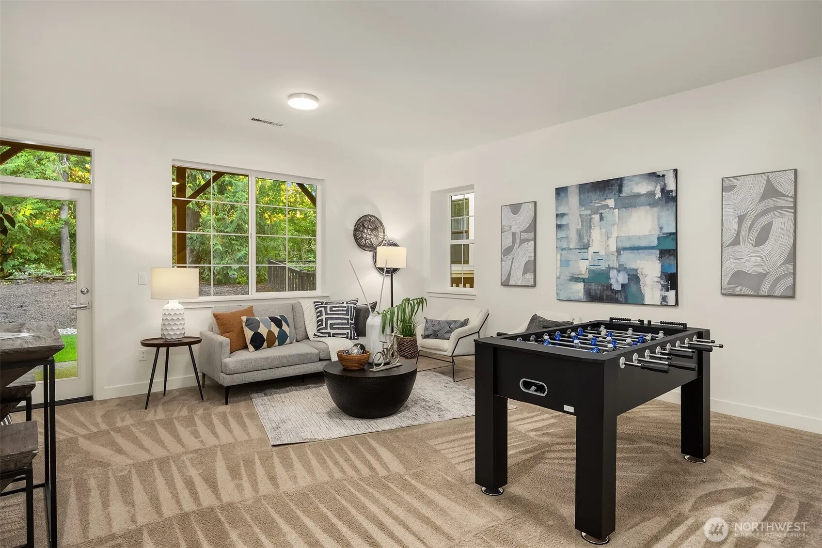 957 Pine Crest Circle NE, Issaquah, WA 98029