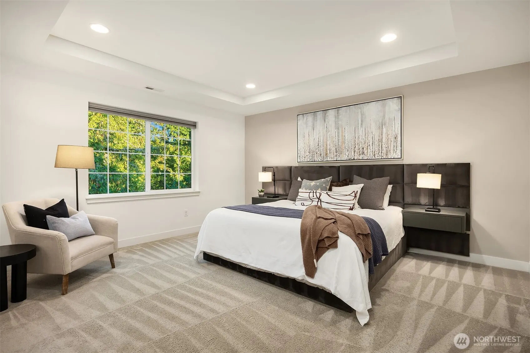 957 Pine Crest Circle NE, Issaquah, WA 98029