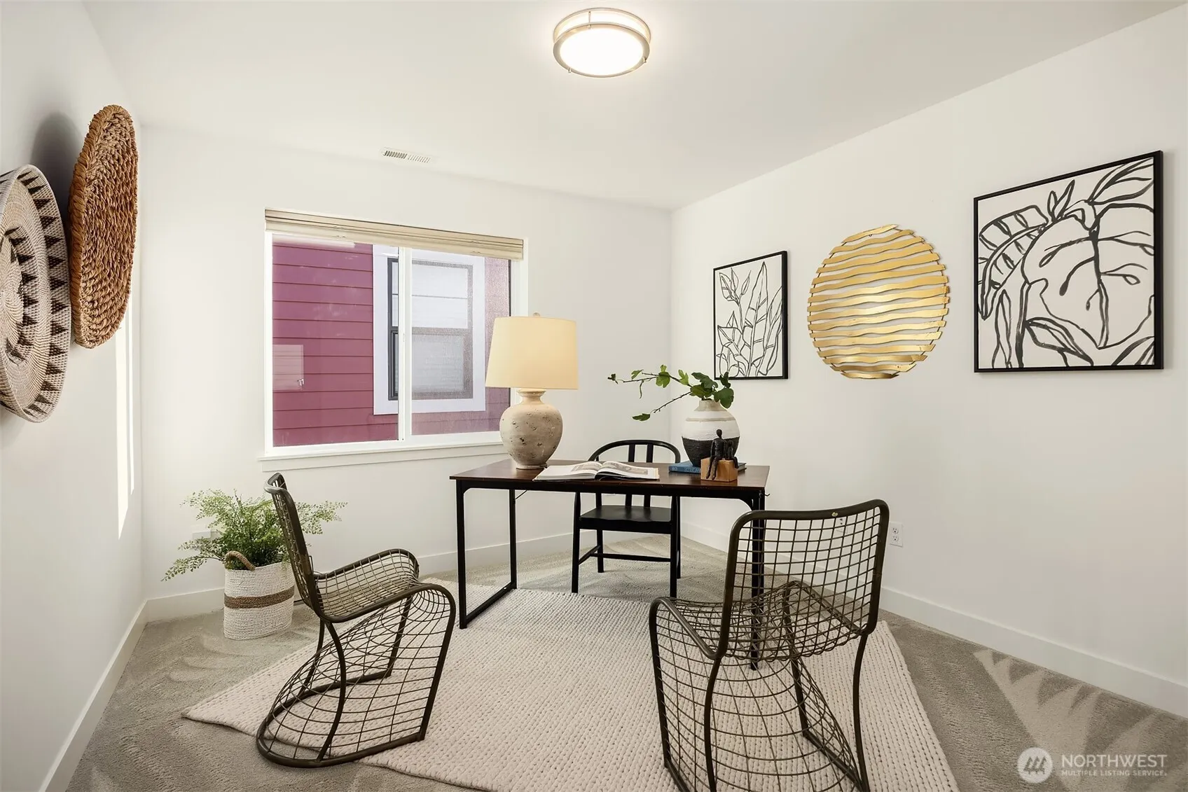 957 Pine Crest Circle NE, Issaquah, WA 98029