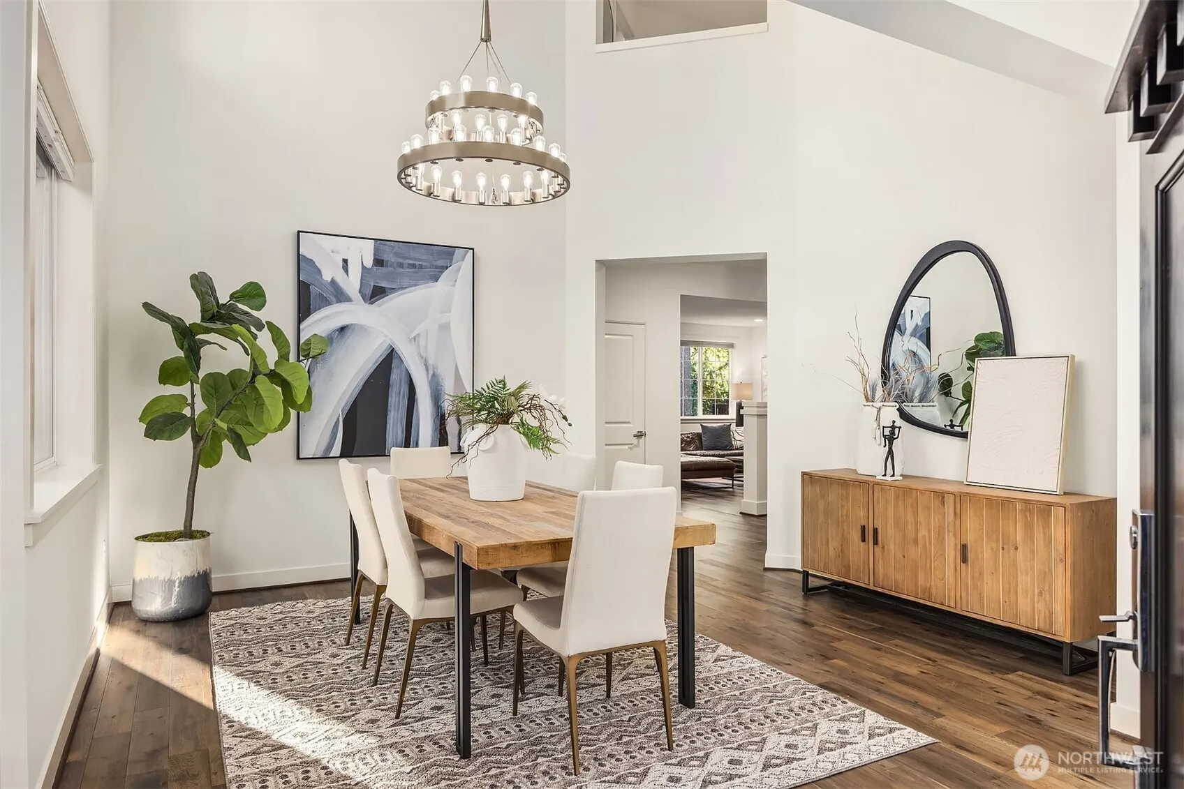 957 Pine Crest Circle NE, Issaquah, WA 98029