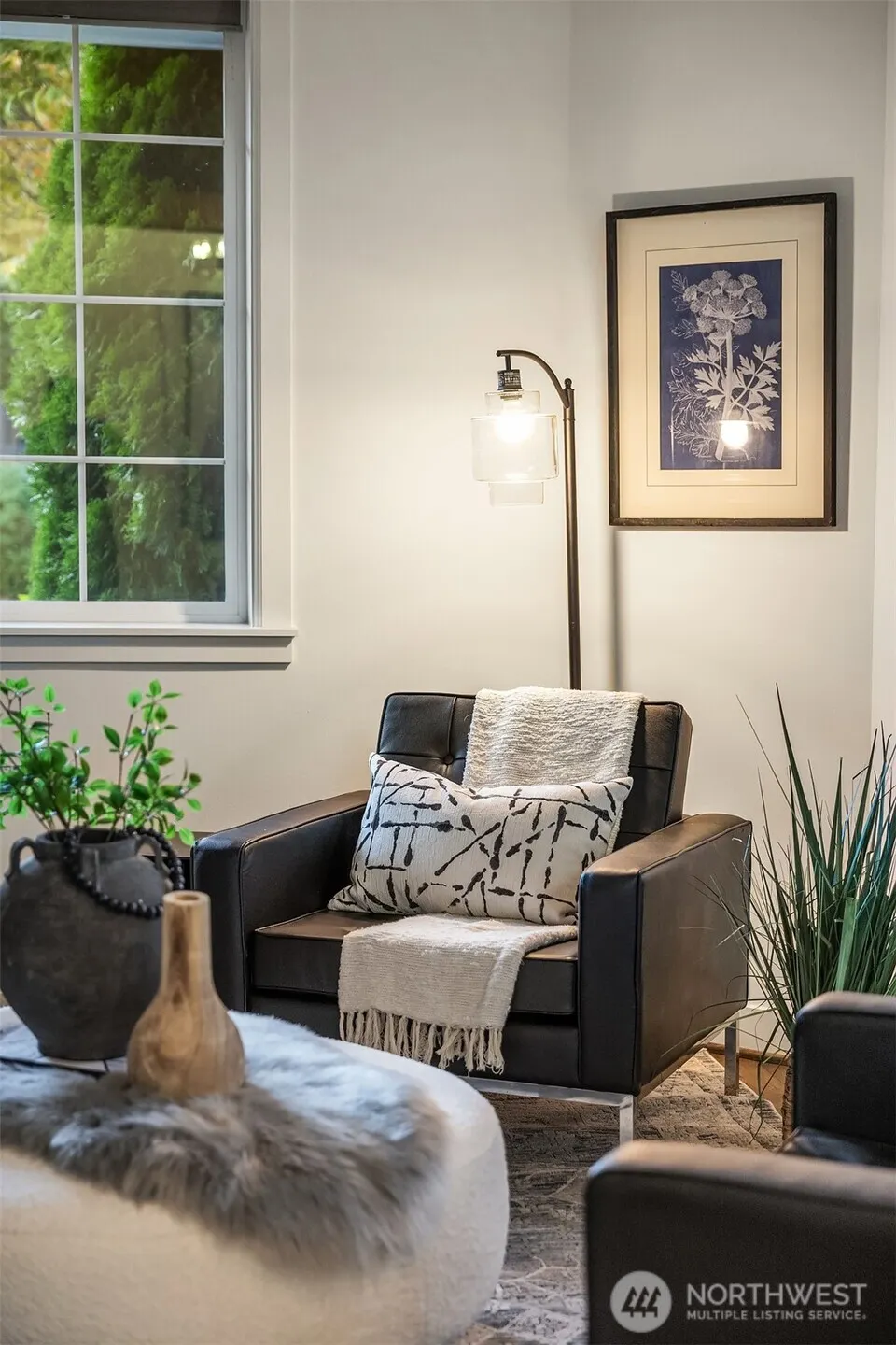 957 Pine Crest Circle NE, Issaquah, WA 98029