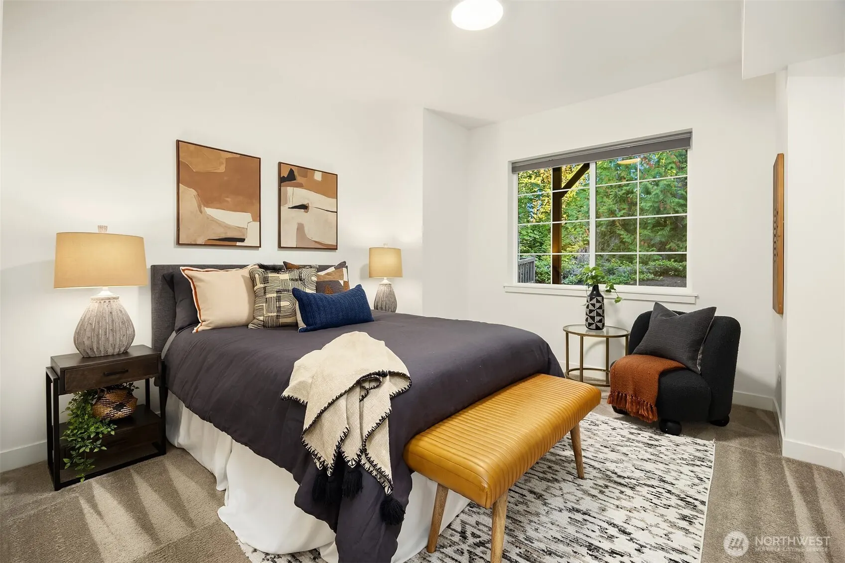 957 Pine Crest Circle NE, Issaquah, WA 98029