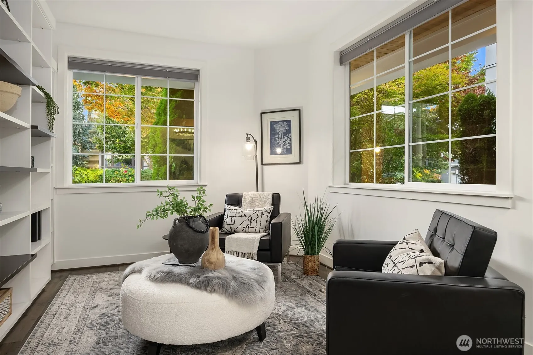 957 Pine Crest Circle NE, Issaquah, WA 98029