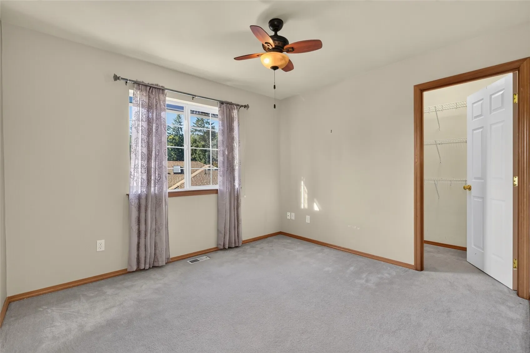 1223 199th Street SW, Lynnwood, WA 98036