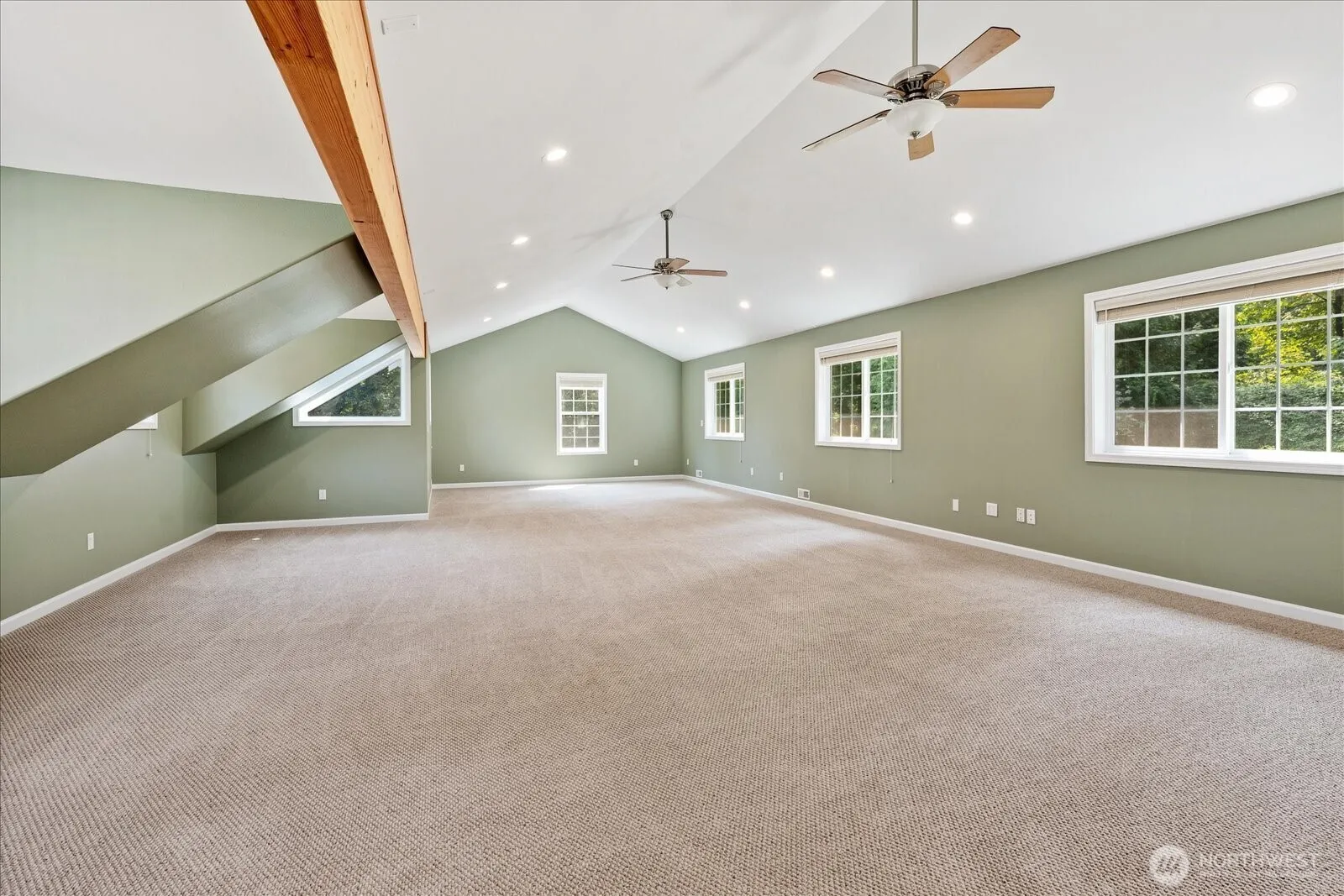 21810 57th Avenue SE, Woodinville, WA 98072