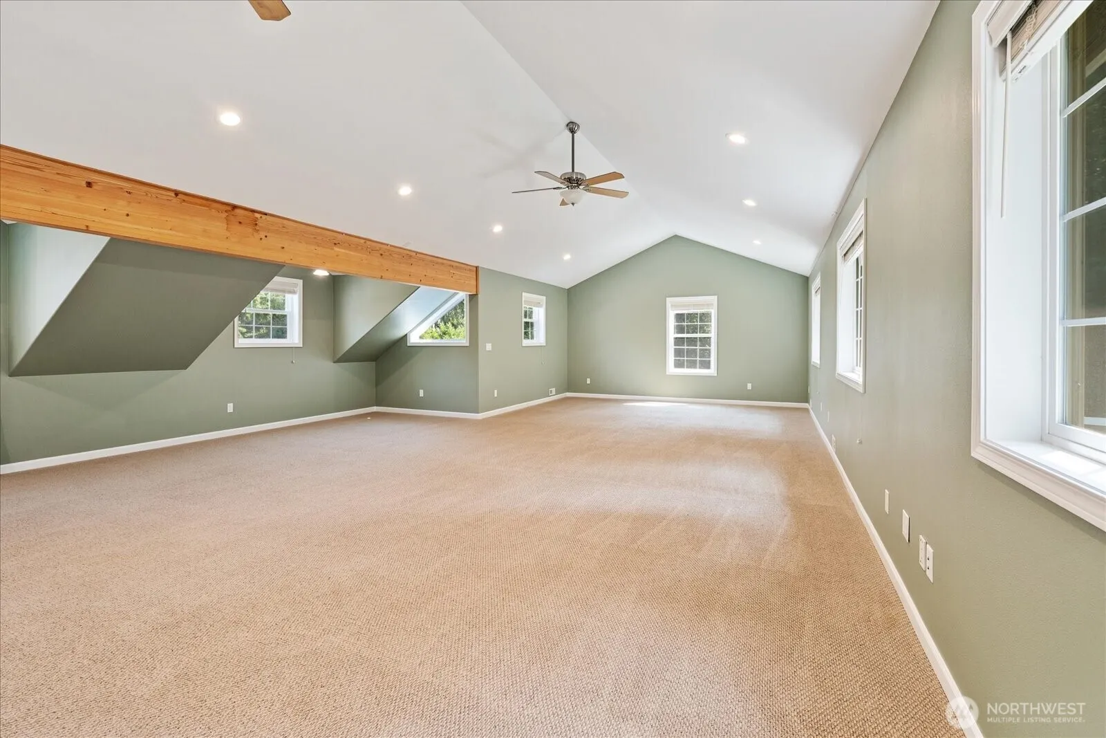21810 57th Avenue SE, Woodinville, WA 98072