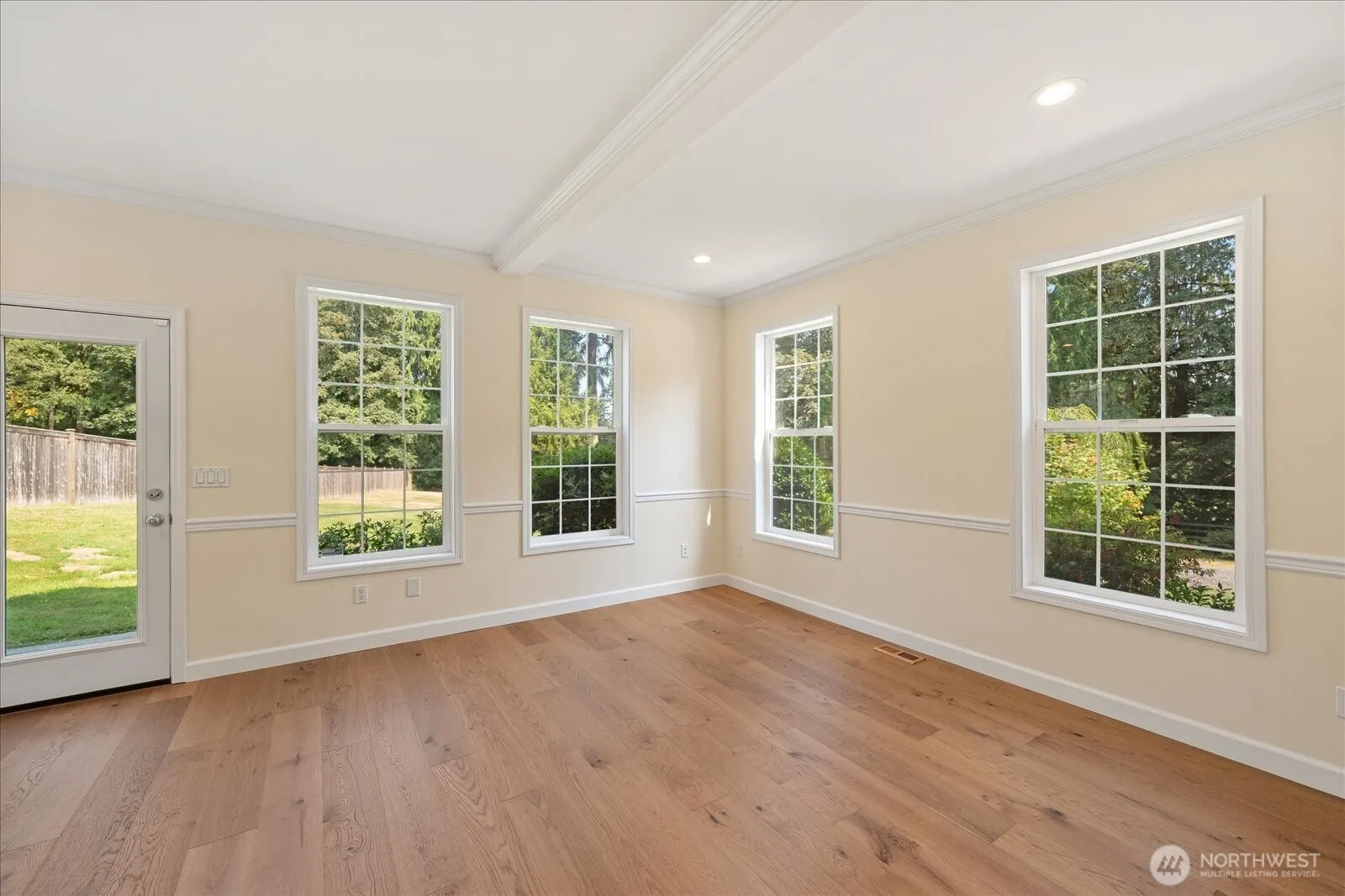 21810 57th Avenue SE, Woodinville, WA 98072
