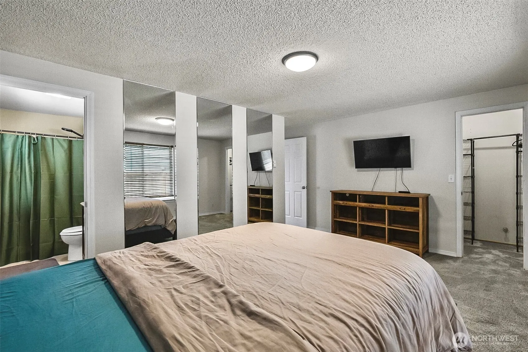 11510 SE 215th Street , Kent, WA 98031