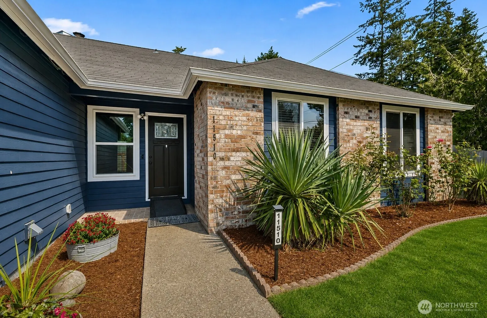 11510 SE 215th Street , Kent, WA 98031