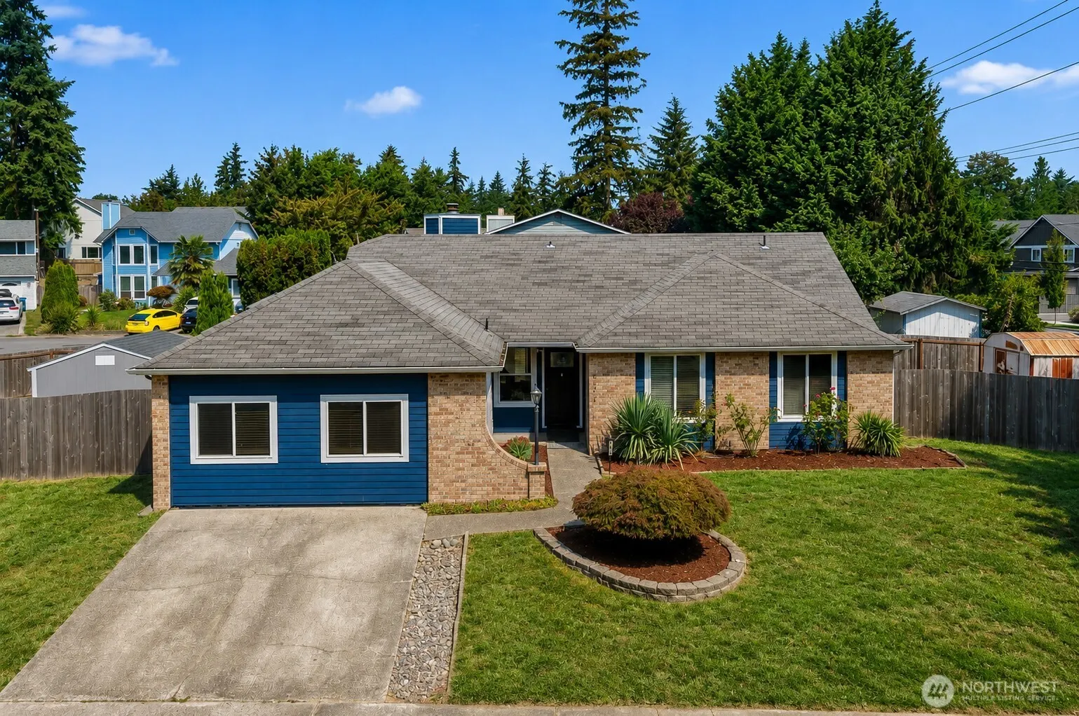 11510 SE 215th Street , Kent, WA 98031
