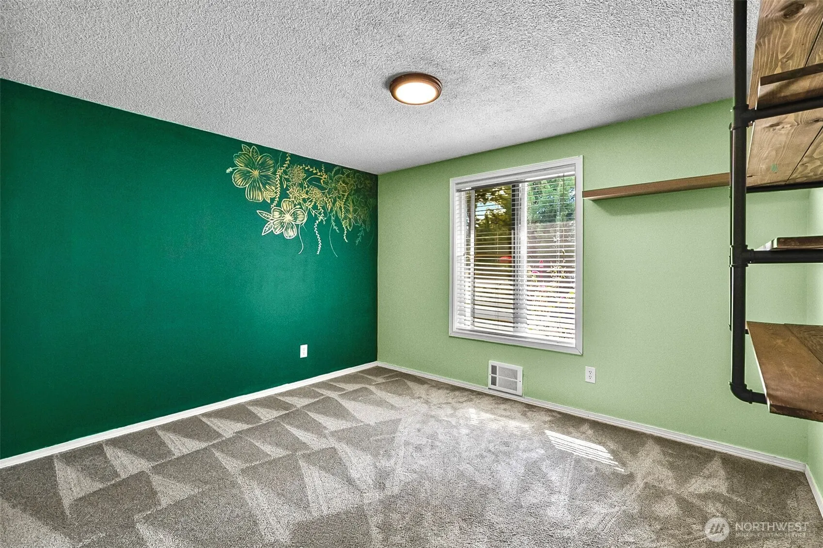 11510 SE 215th Street , Kent, WA 98031