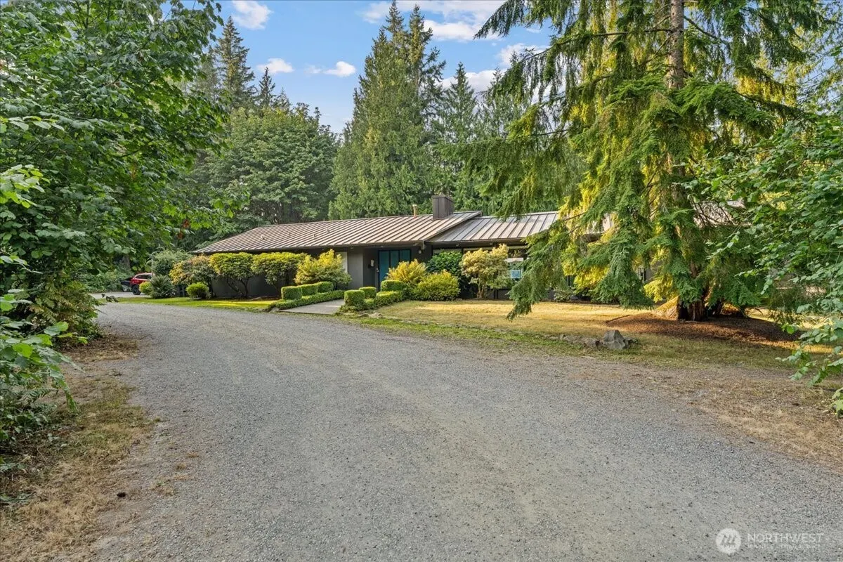 15009 245th Avenue SE, Issaquah, WA 98027