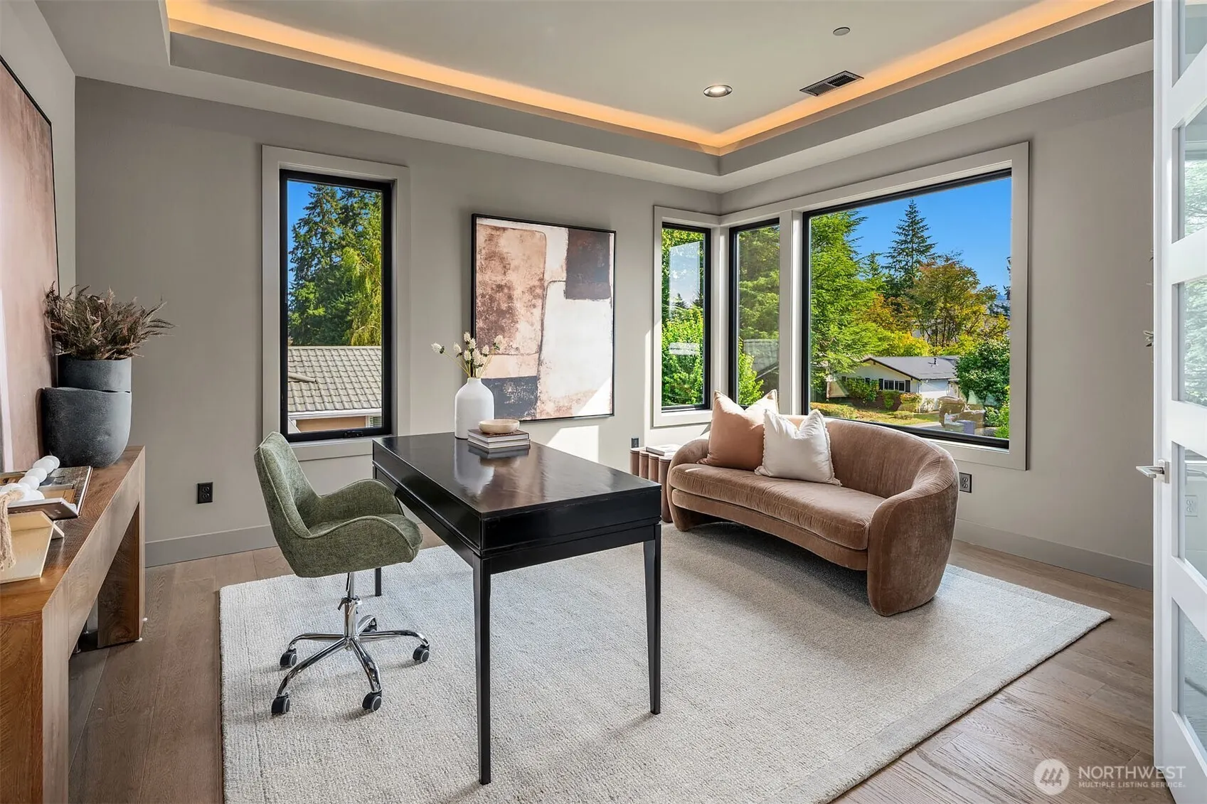 12622 SE 27th Street , Bellevue, WA 98005