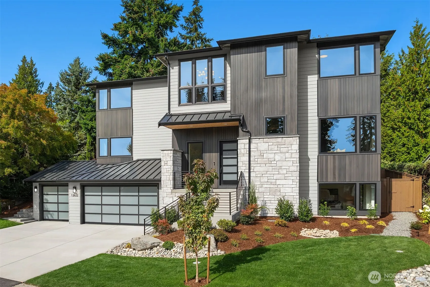 12622 SE 27th Street , Bellevue, WA 98005