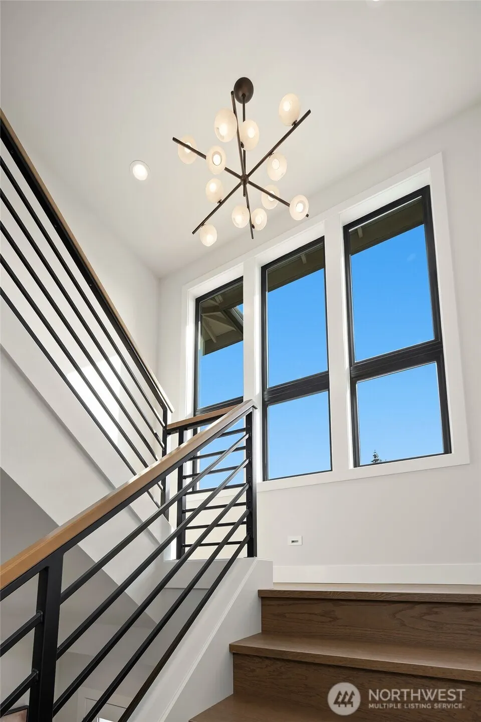 12622 SE 27th Street , Bellevue, WA 98005
