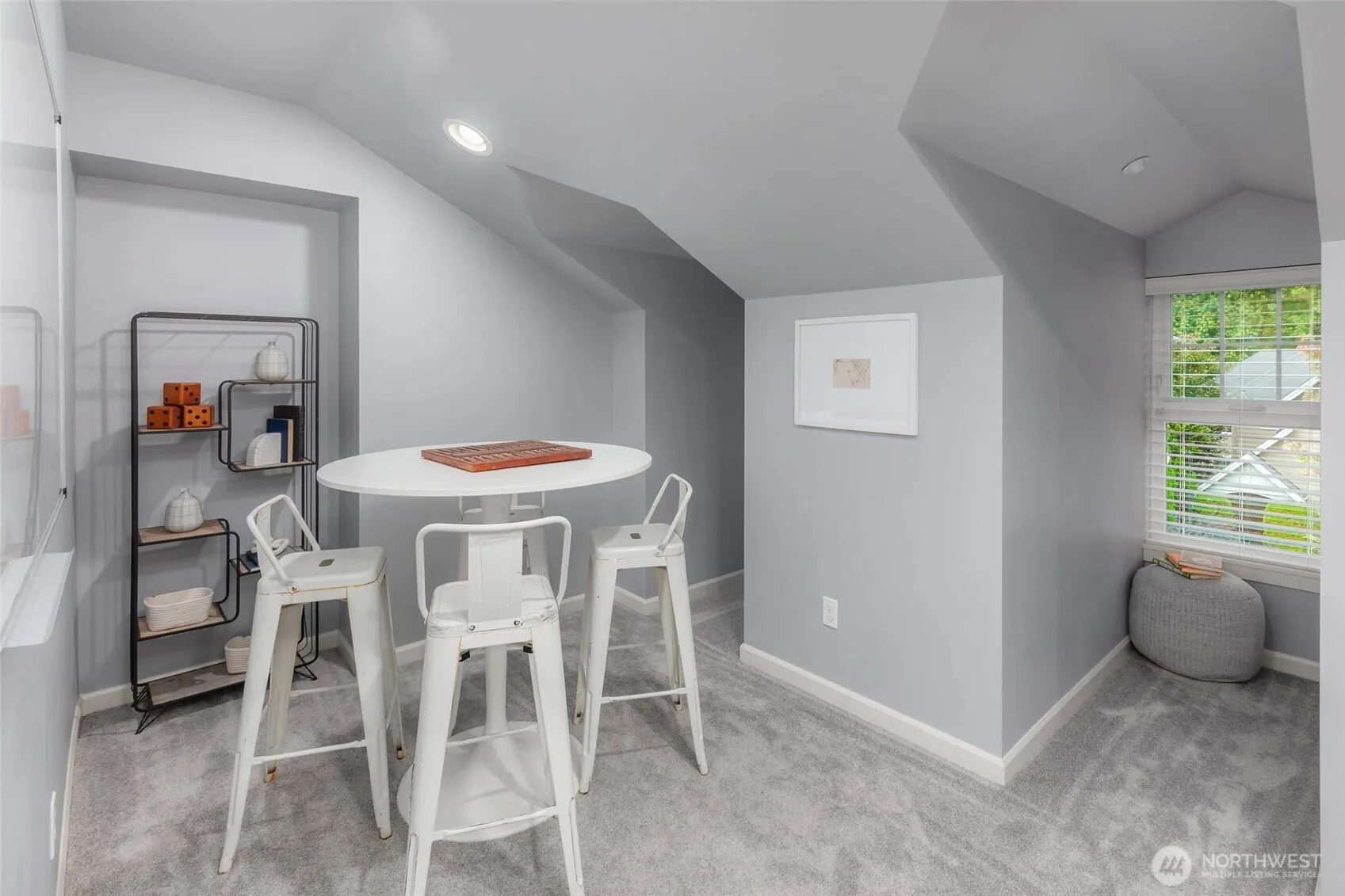 17019 NE 118th Way , Redmond, WA 98052