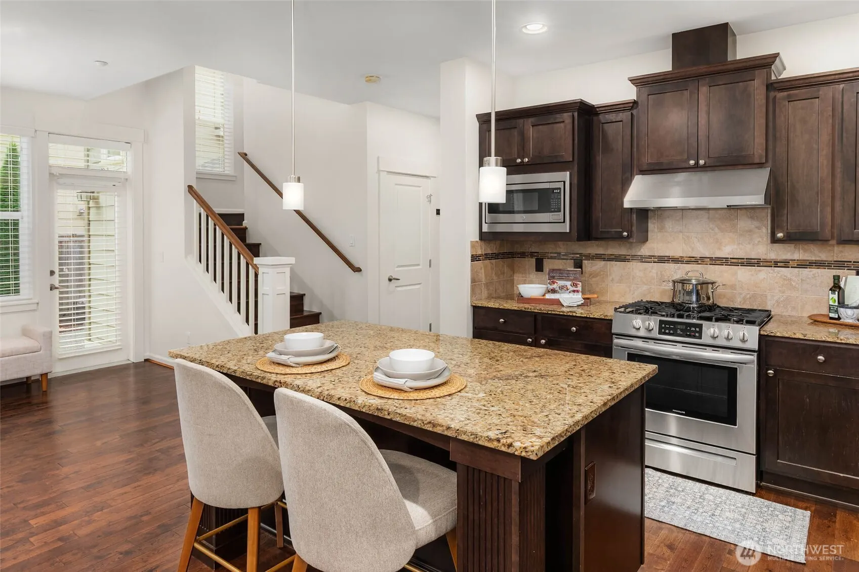 17019 NE 118th Way , Redmond, WA 98052