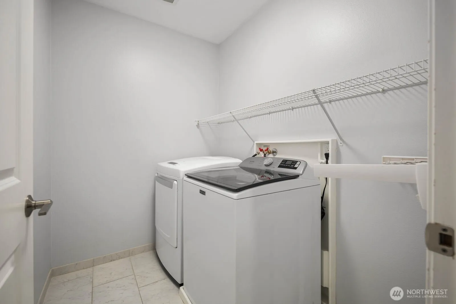 14020 SE 282nd Street , Kent, WA 98042-3915