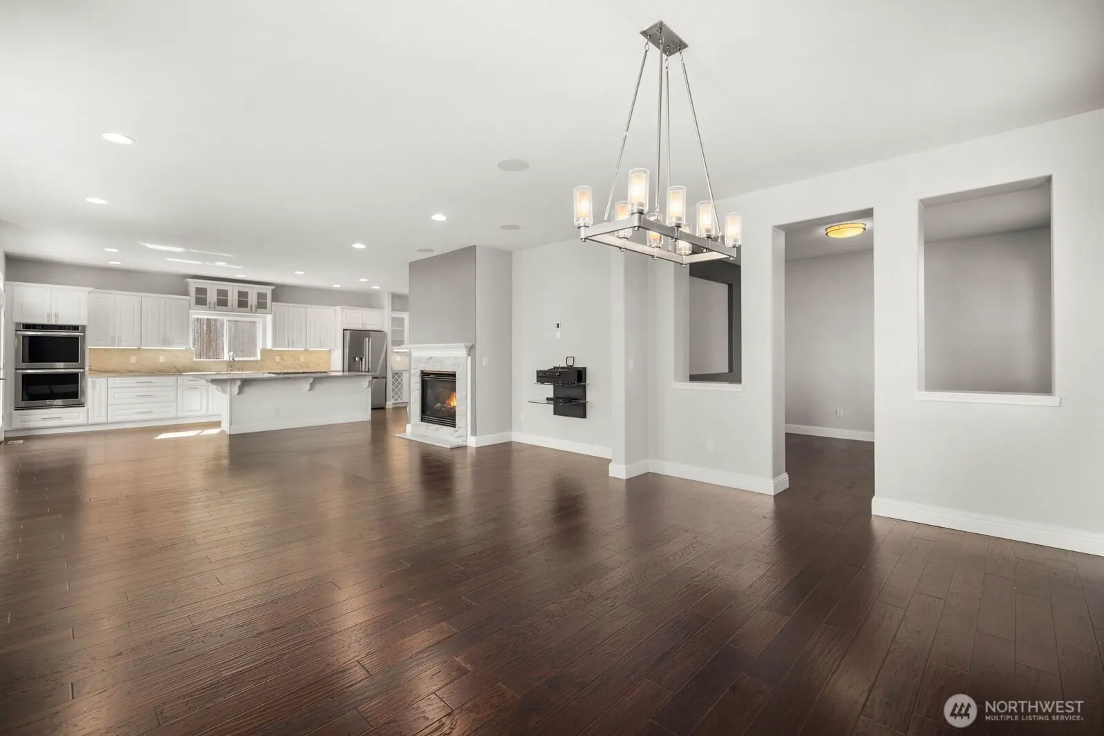 14020 SE 282nd Street , Kent, WA 98042-3915