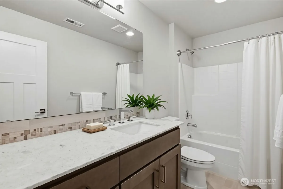 1626 151st Street SW, Lynnwood, WA 98087