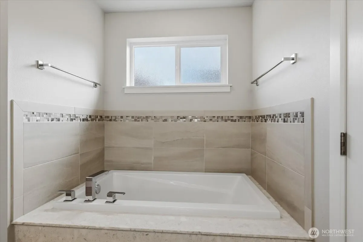 1626 151st Street SW, Lynnwood, WA 98087