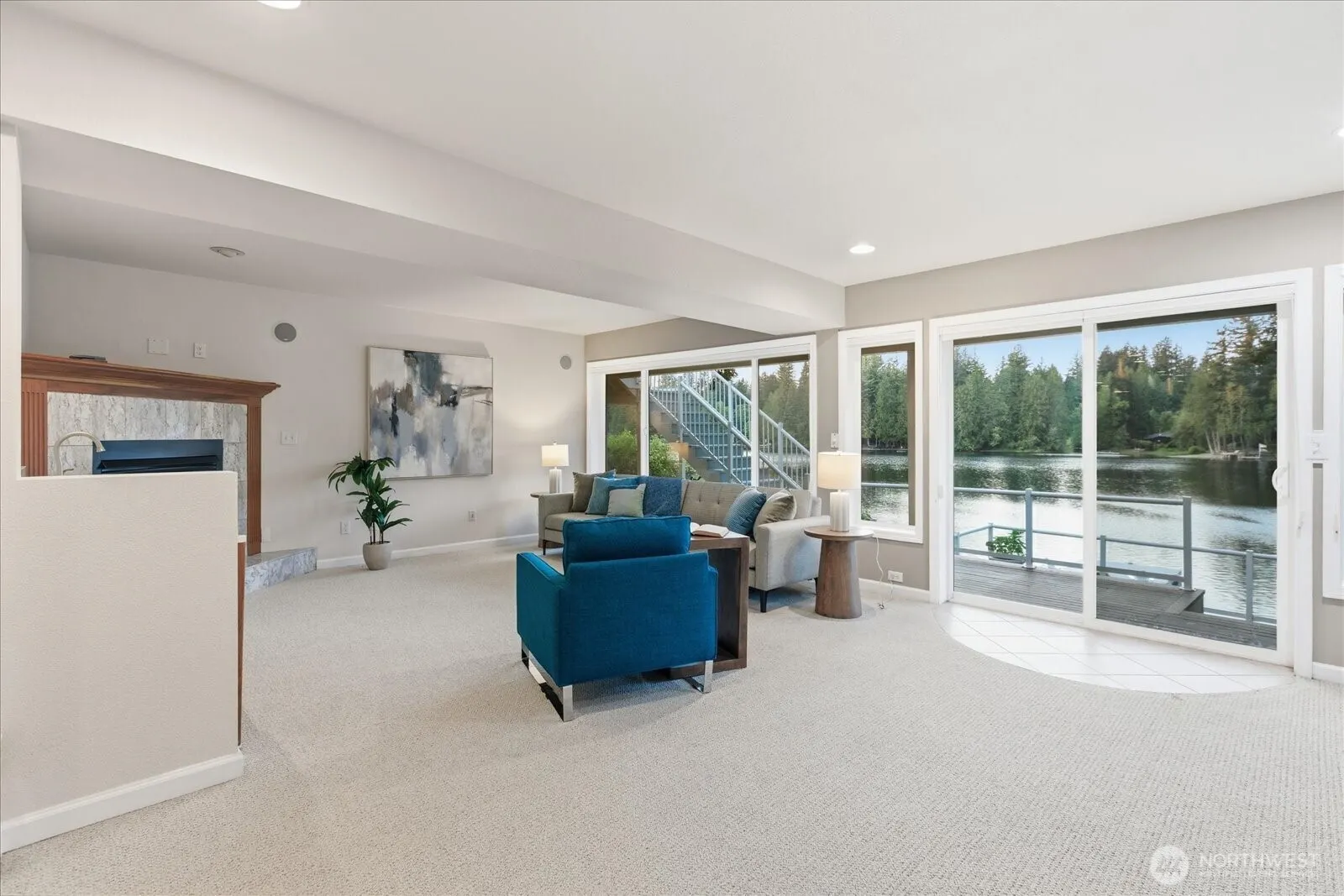2053 E Beaver Lake Drive SE, Sammamish, WA 98075