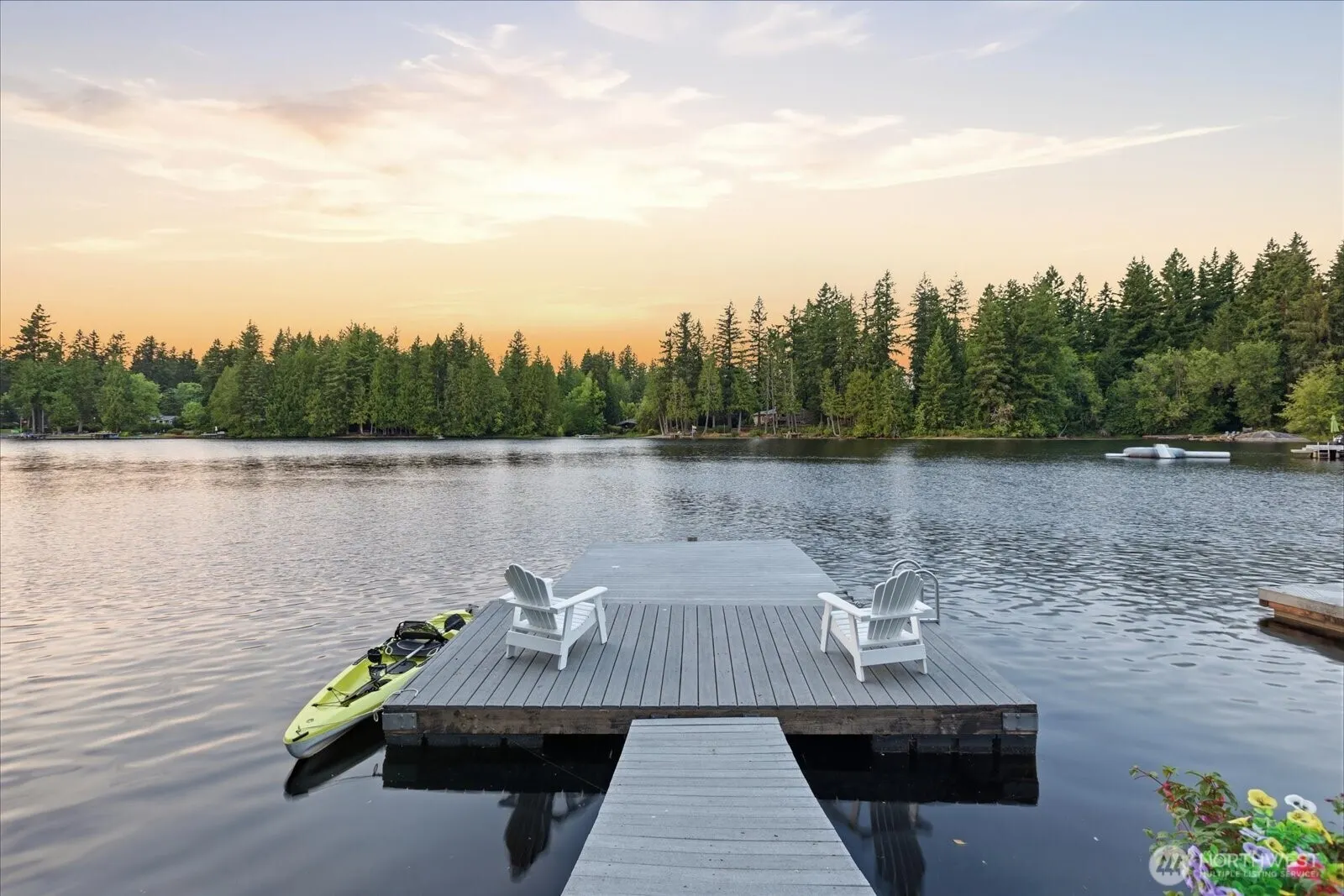2053 E Beaver Lake Drive SE, Sammamish, WA 98075
