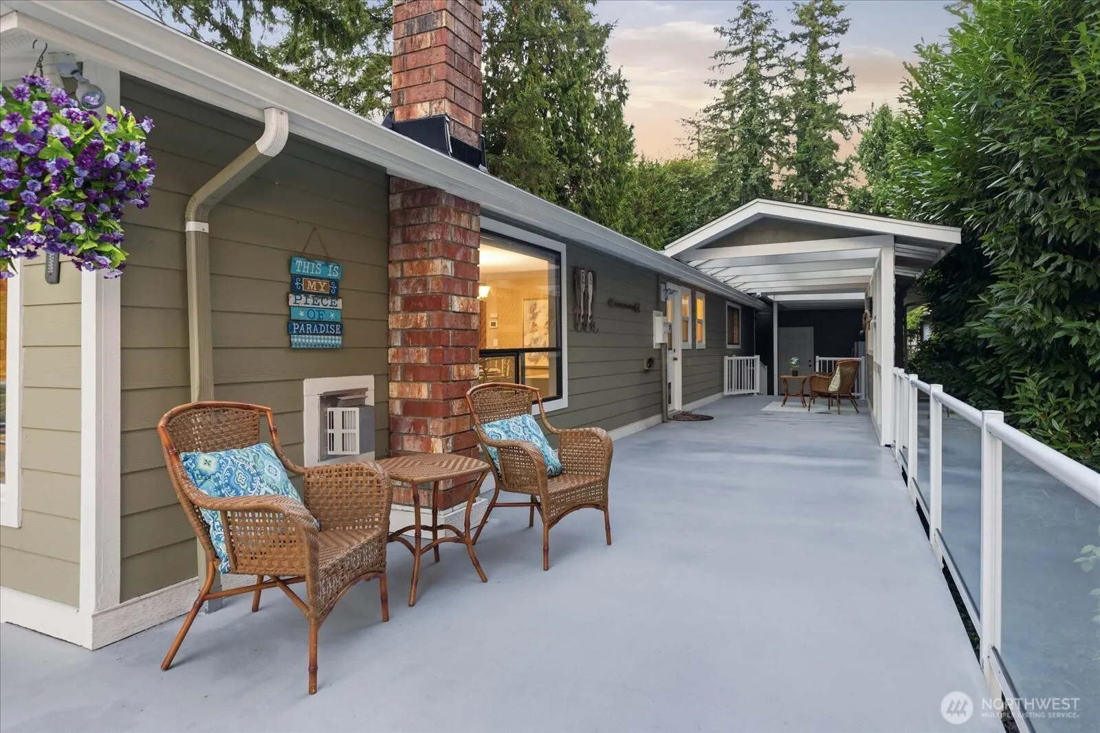 2053 E Beaver Lake Drive SE, Sammamish, WA 98075