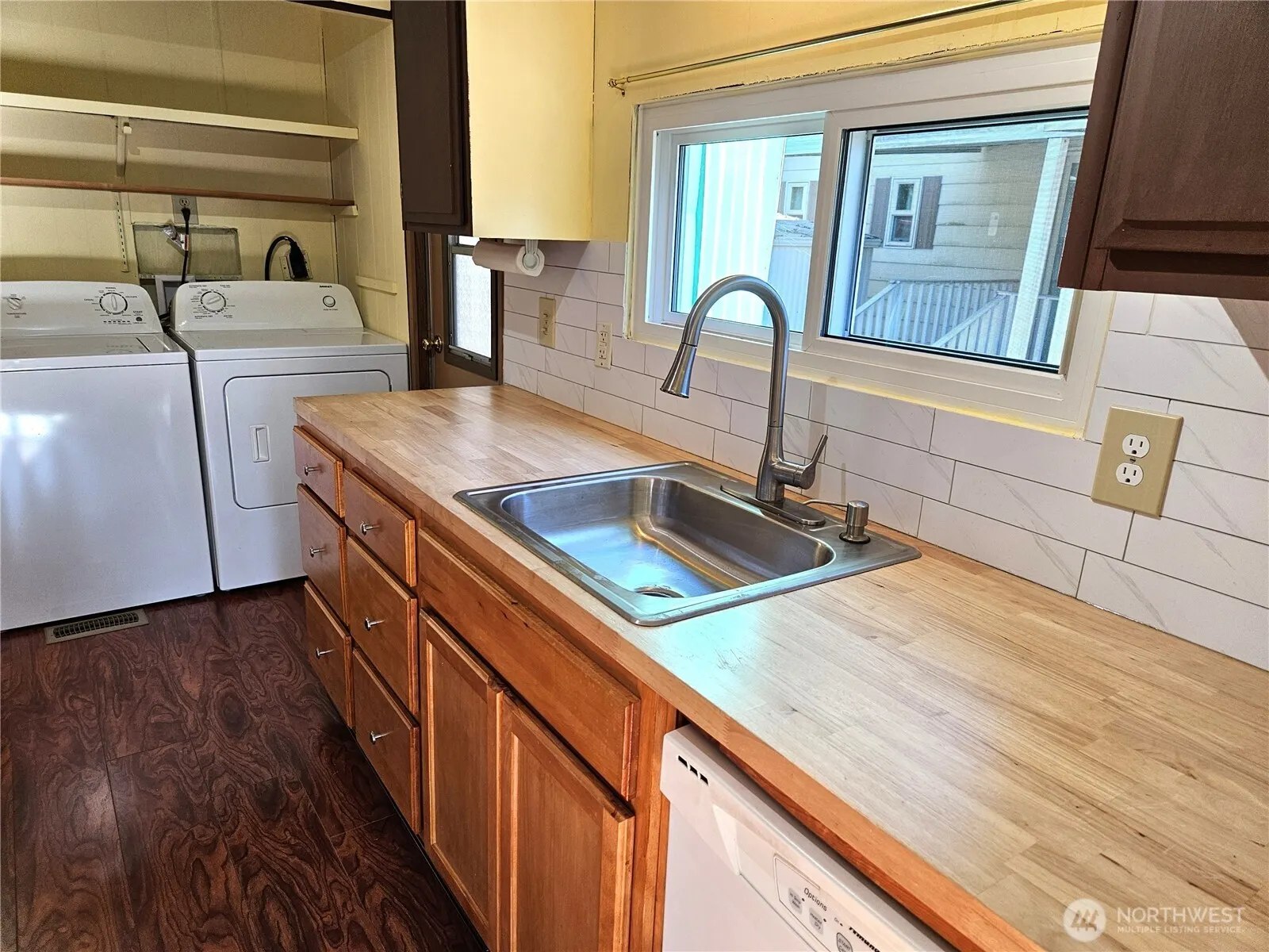 5220 176th Street SW #46, Lynnwood, WA 98037