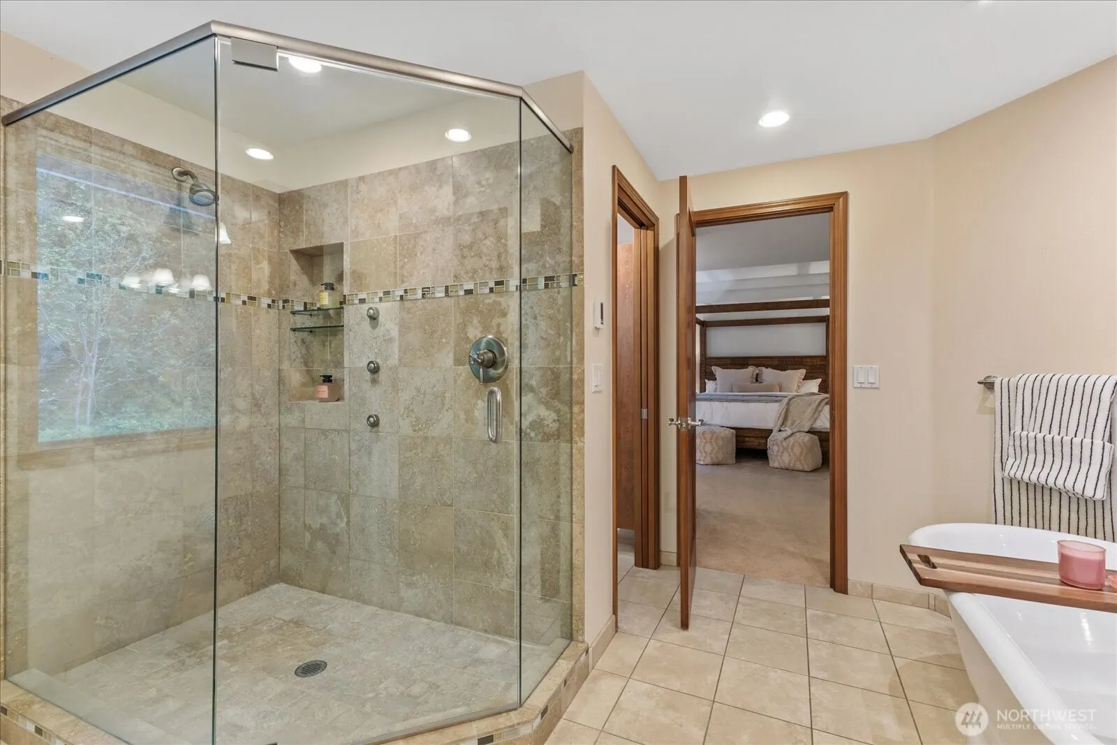20026 190th Avenue NE, Woodinville, WA 98077