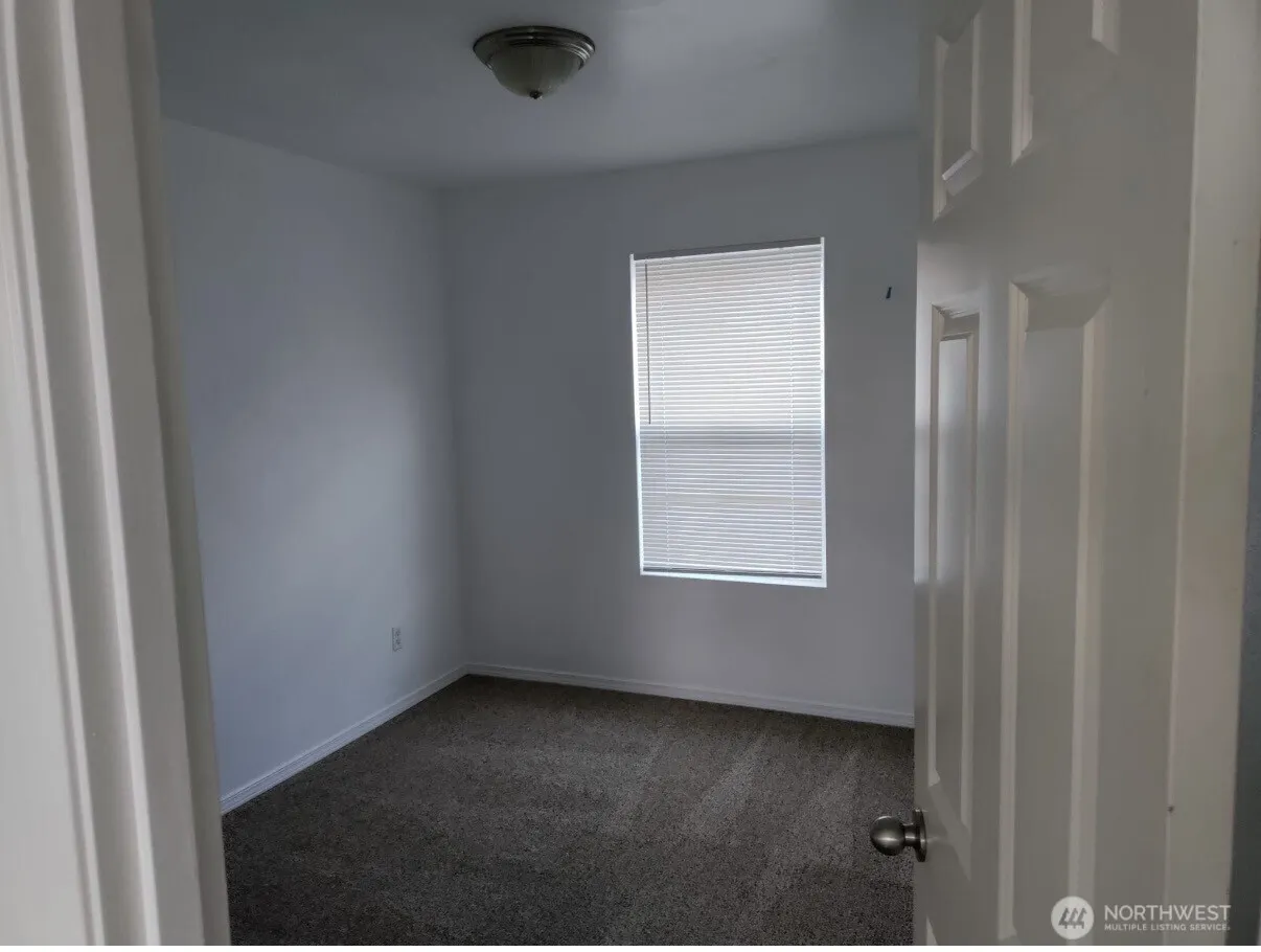 23704 117th Place SE #17, Kent, WA 98031