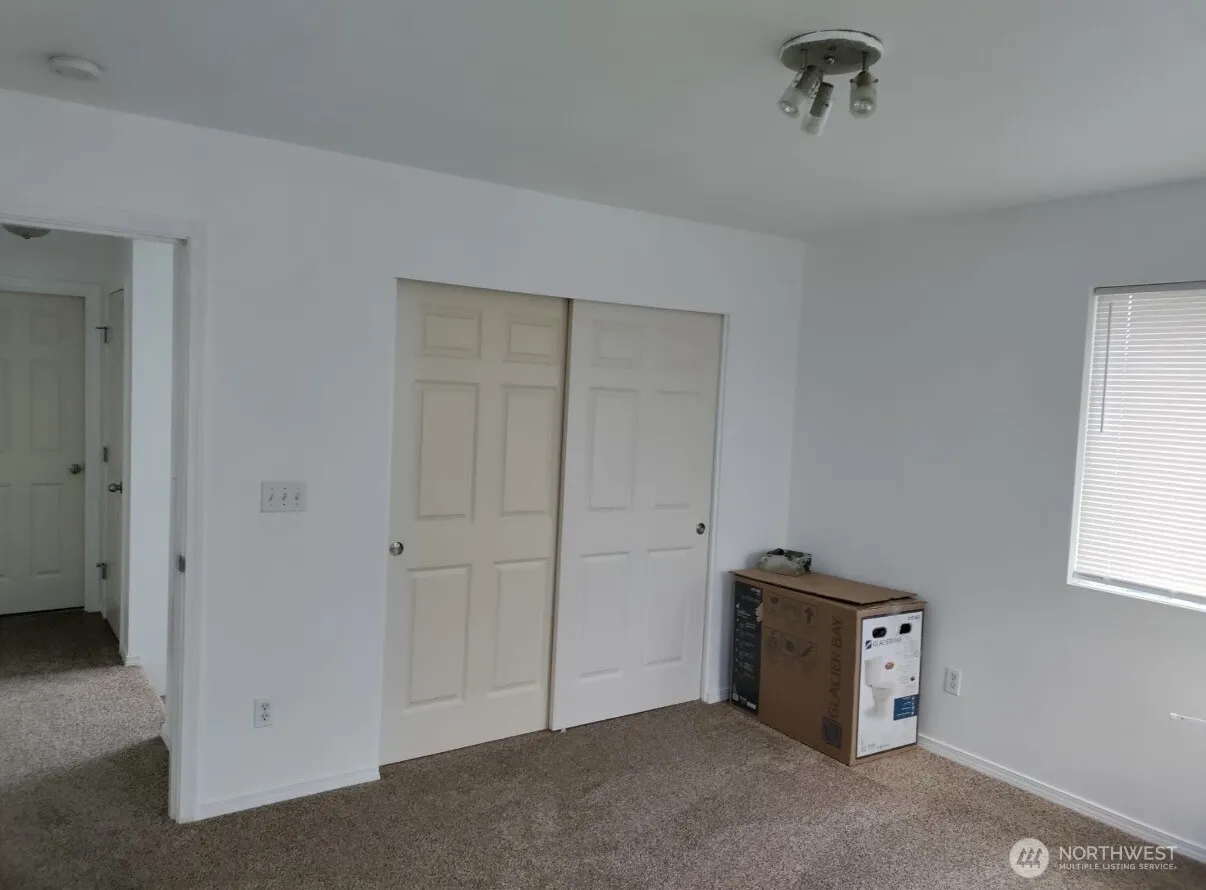 23704 117th Place SE #17, Kent, WA 98031