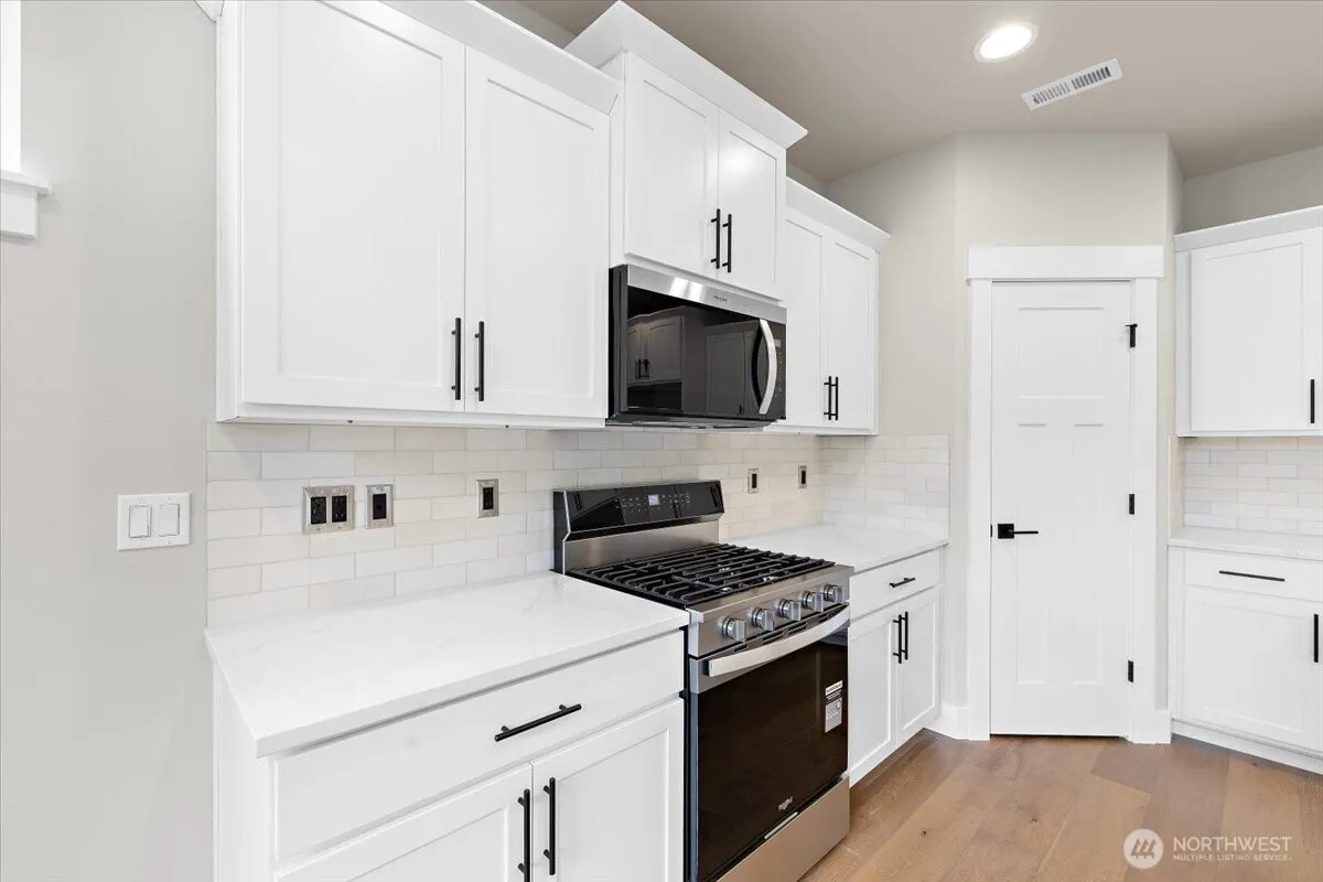 221 156th Place SW #MG 08, Lynnwood, WA 98087