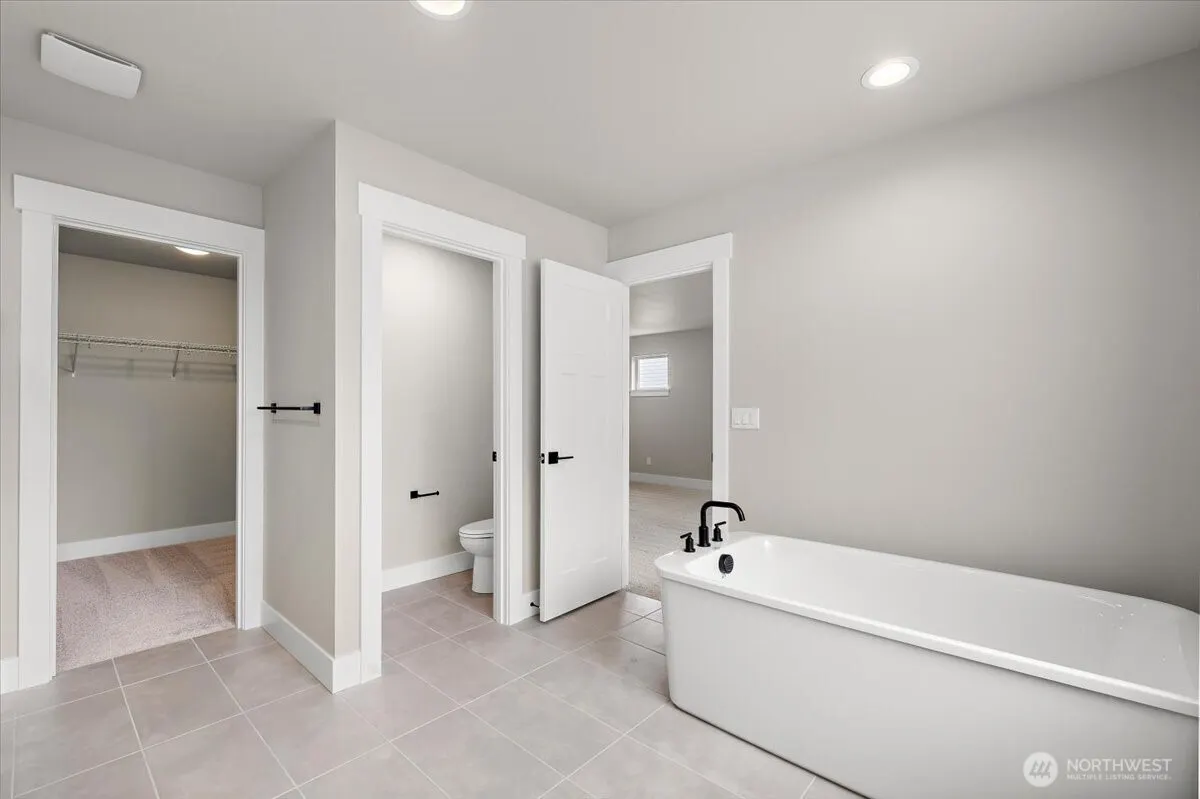 221 156th Place SW #MG 08, Lynnwood, WA 98087
