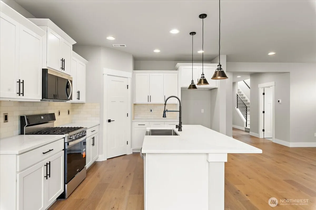221 156th Place SW #MG 08, Lynnwood, WA 98087