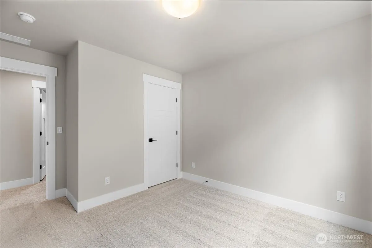 221 156th Place SW #MG 08, Lynnwood, WA 98087