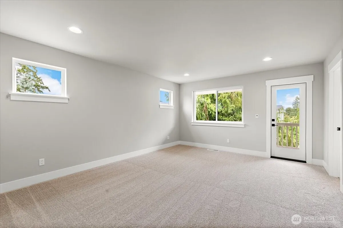 221 156th Place SW #MG 08, Lynnwood, WA 98087