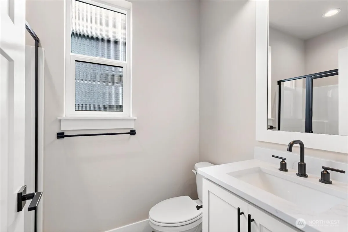 221 156th Place SW #MG 08, Lynnwood, WA 98087