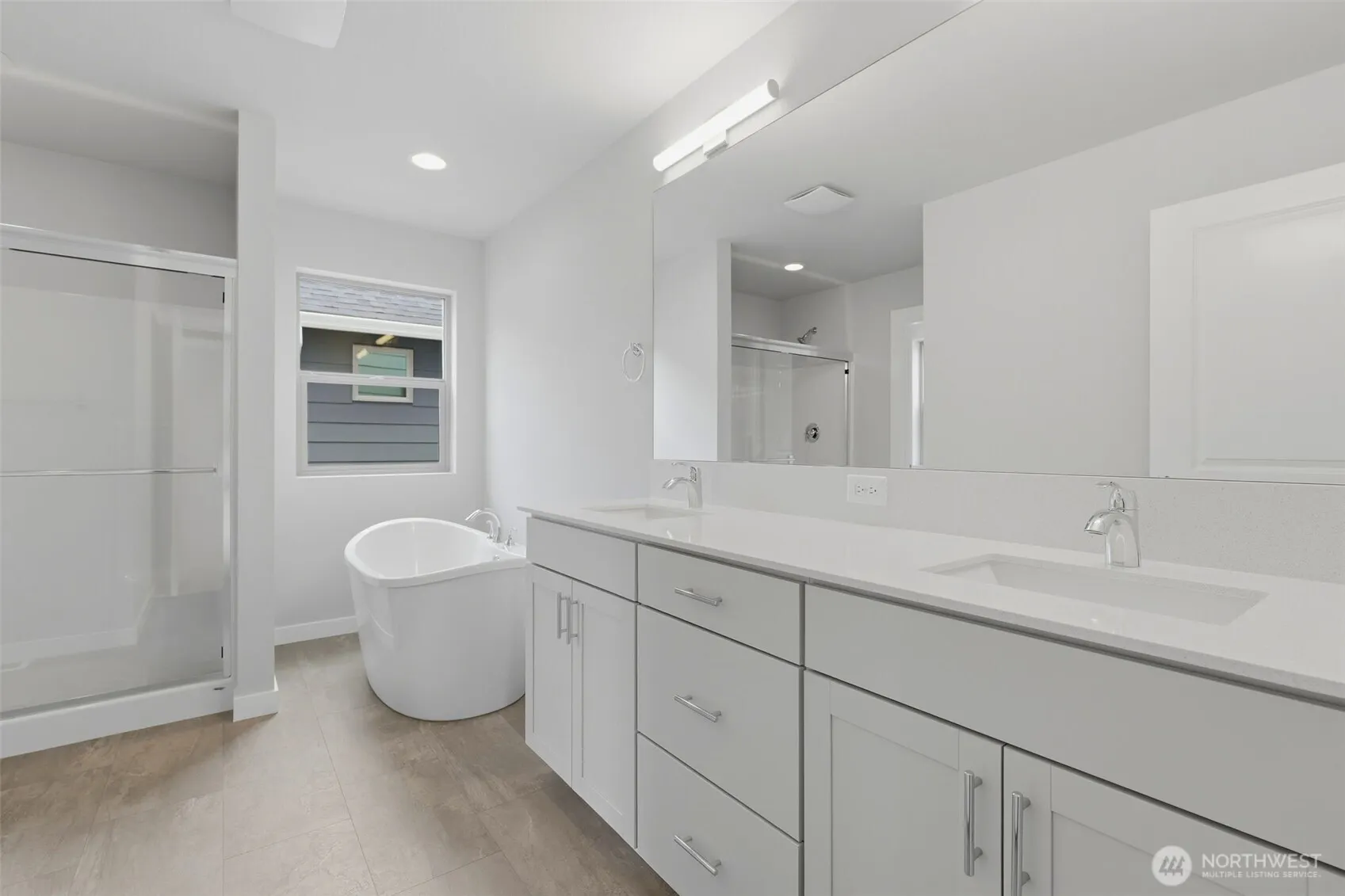 25616 124th Place SE #15, Kent, WA 98030