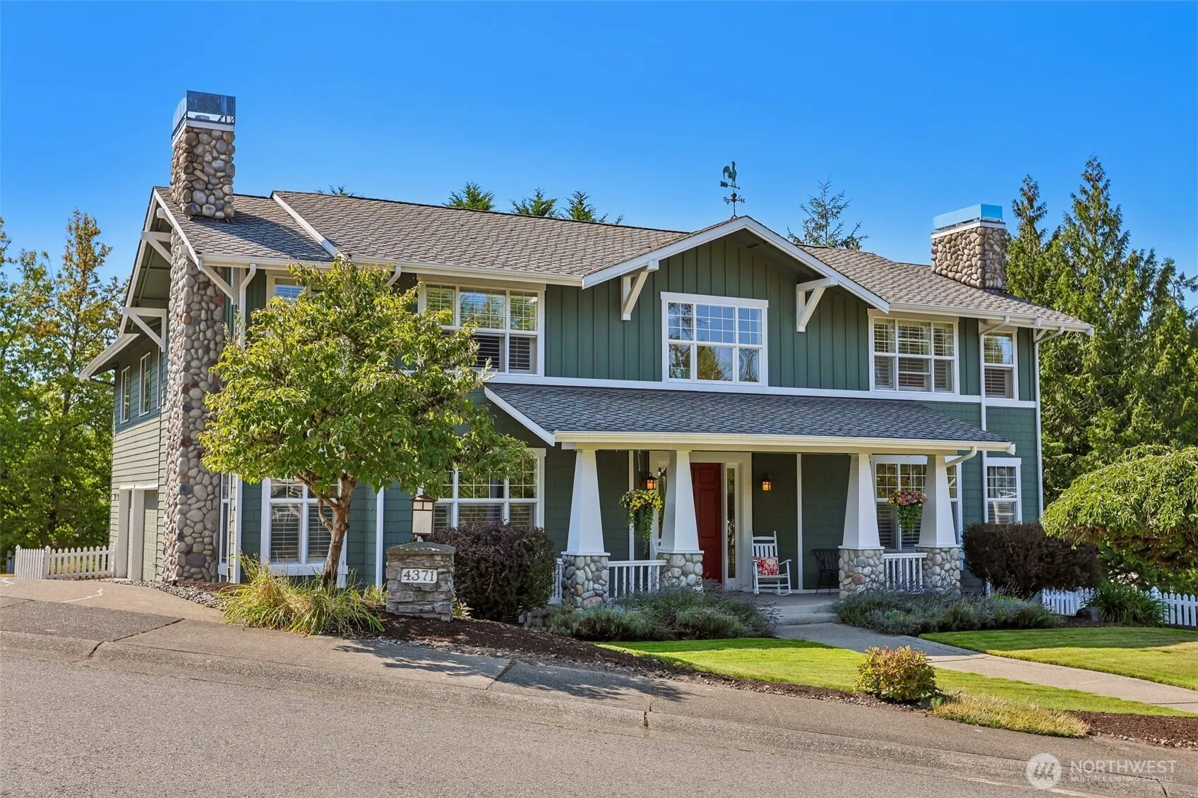 4371 232 Court SE, Sammamish, WA 98075