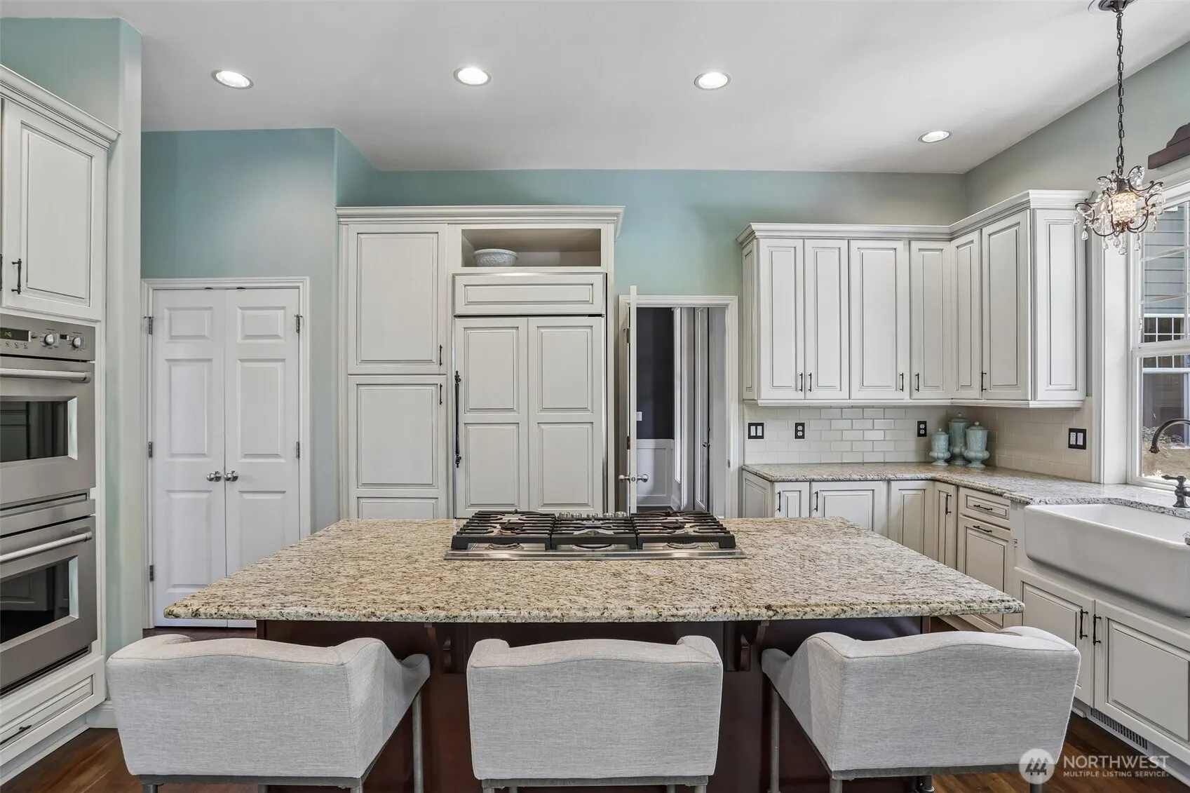 4371 232 Court SE, Sammamish, WA 98075