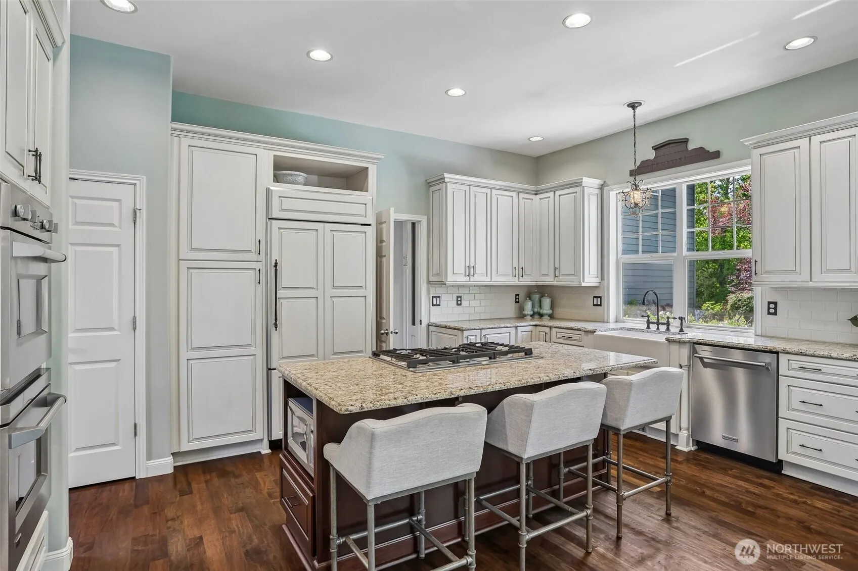 4371 232 Court SE, Sammamish, WA 98075