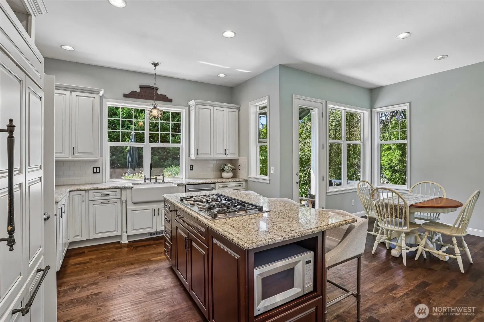 4371 232 Court SE, Sammamish, WA 98075