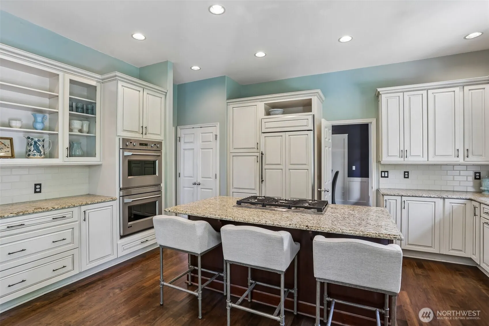 4371 232 Court SE, Sammamish, WA 98075