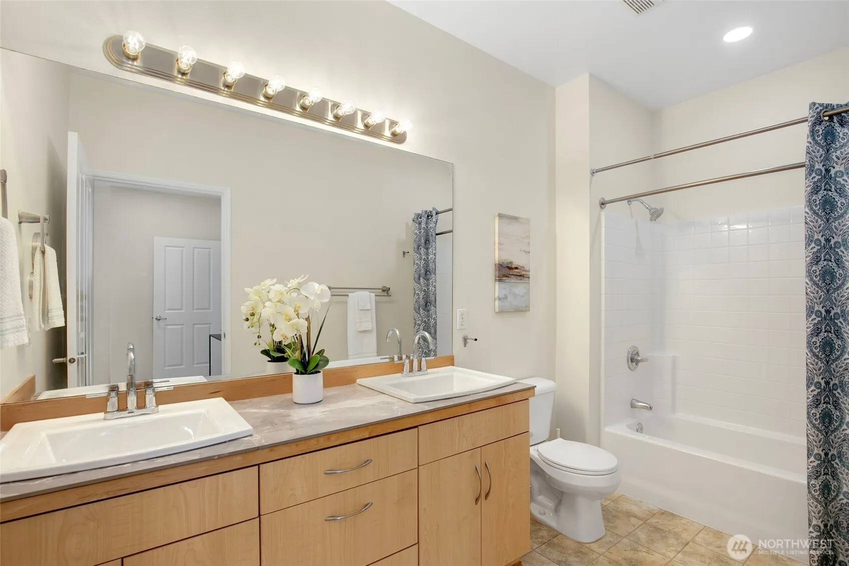 595 241st Lane SE, Sammamish, WA 98074