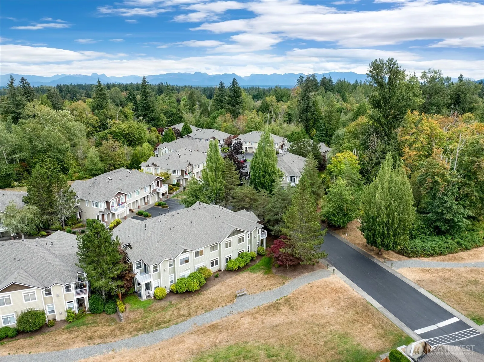 595 241st Lane SE, Sammamish, WA 98074