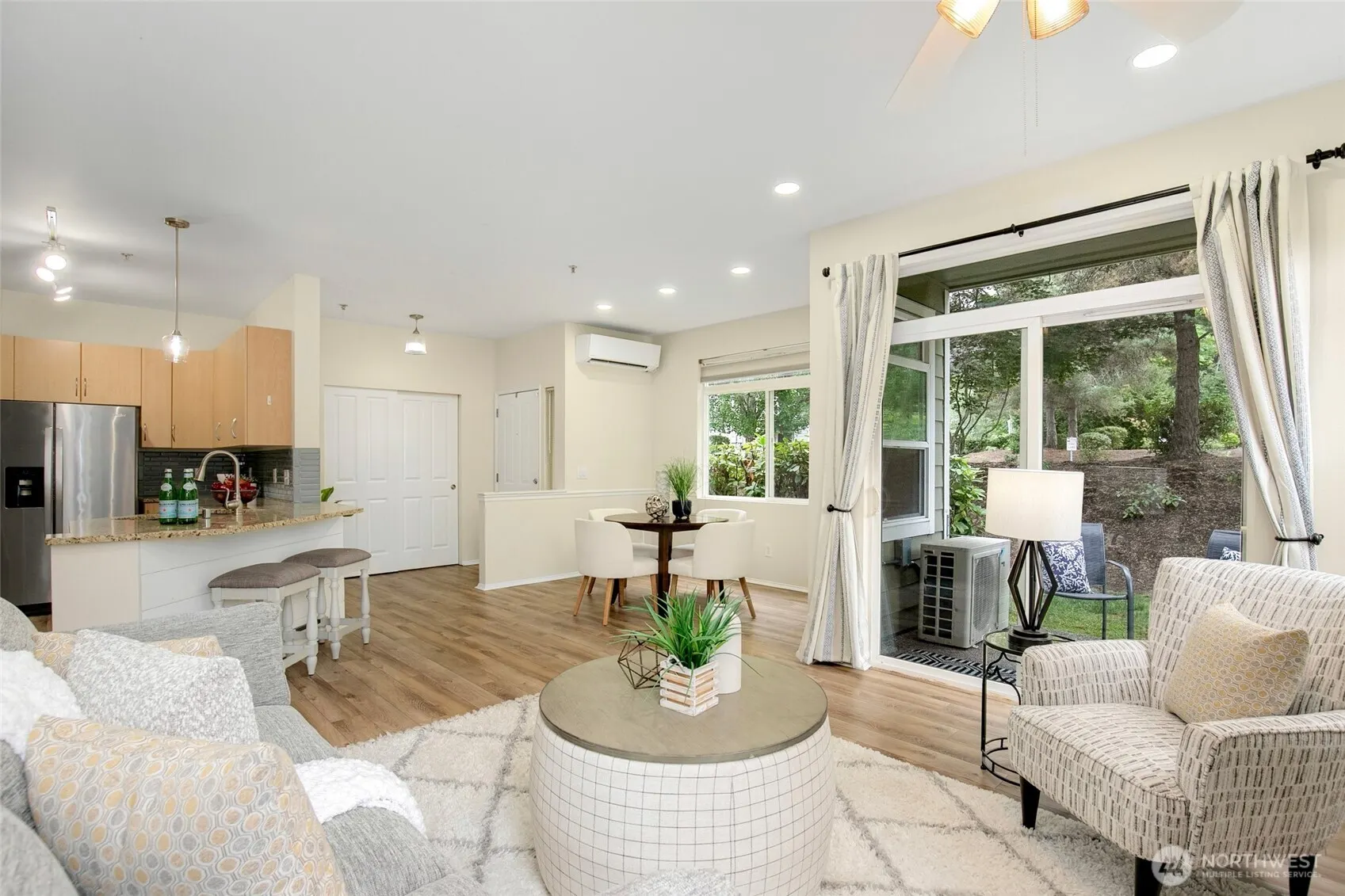 595 241st Lane SE, Sammamish, WA 98074