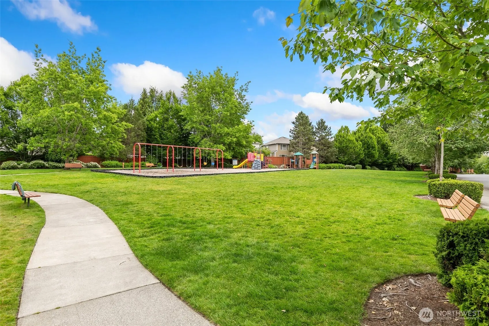 595 241st Lane SE, Sammamish, WA 98074